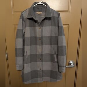 Long Flannel Jacket . Women's Size Medium.